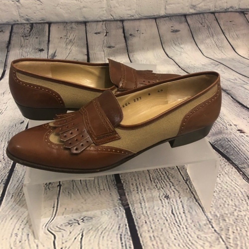 Vintage Salvatore Ferragamo Tan and Cream Women's Loafers - Picture 2 of 2